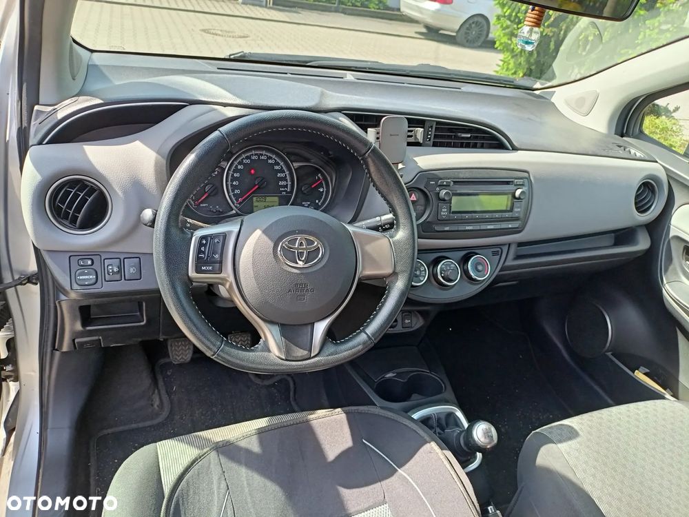 Toyota Yaris - 7