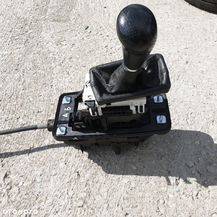 AUDI A6 C6 WYBIERAK GALKA MIESZEK AUTOMAT 07R - 1
