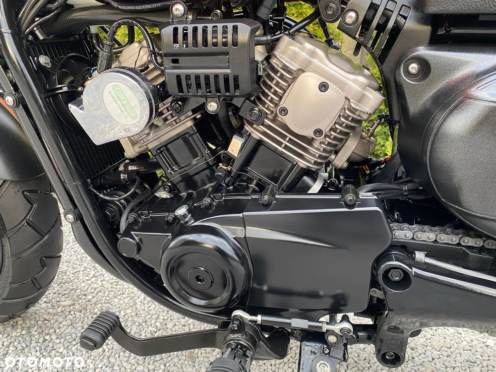Hyosung GV - 7