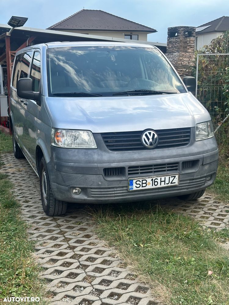 Volkswagen Transporter - 1