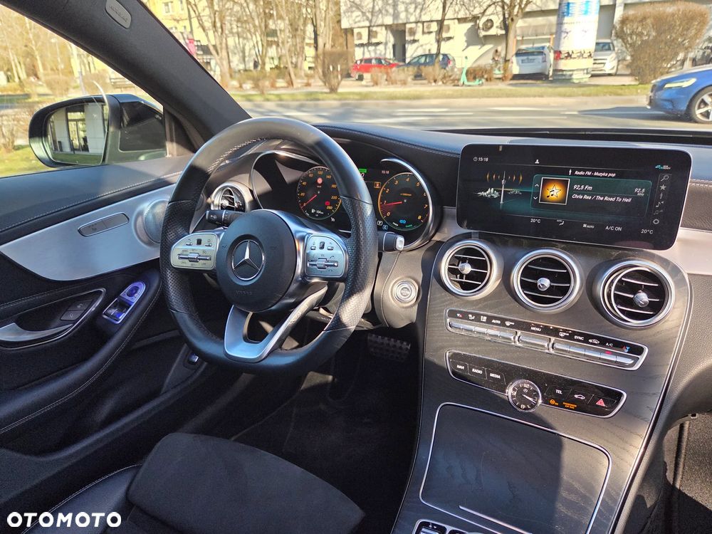 Mercedes-Benz Klasa C 200 4MATIC 9G-TRONIC - 27