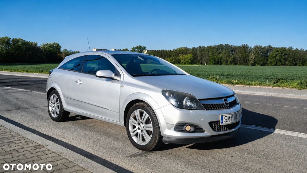 Opel Astra 1.6 Innovation - 1