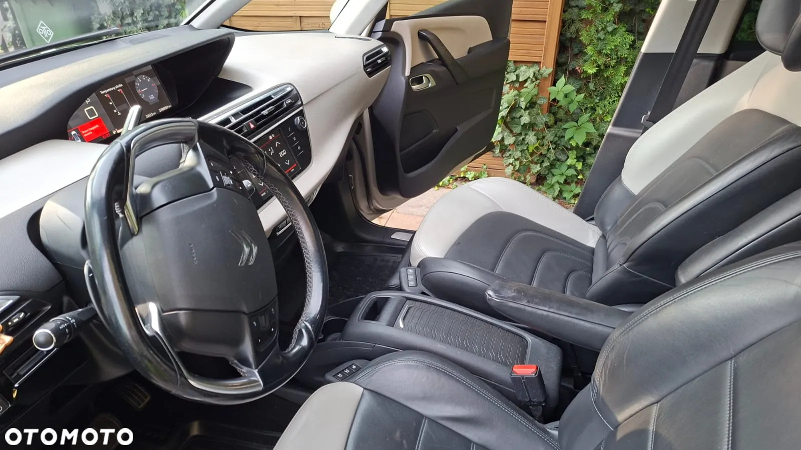 Citroën C4 Grand Picasso - 19