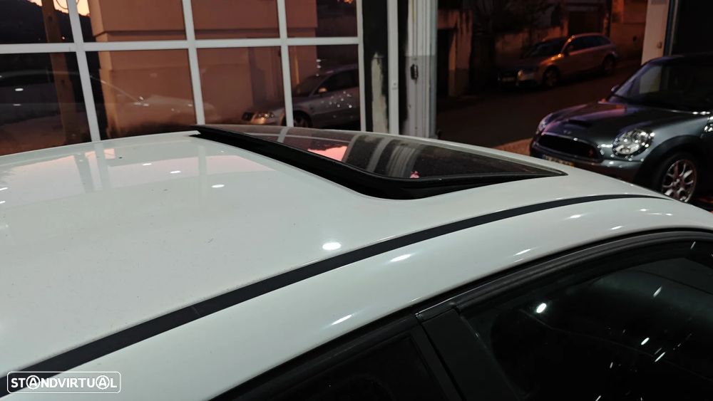 BMW 320 d Compact Sport Edition - 12