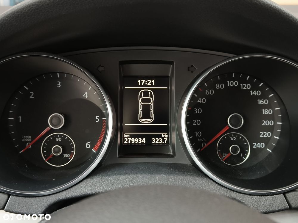 Volkswagen Golf 2.0 TDI Trendline - 13