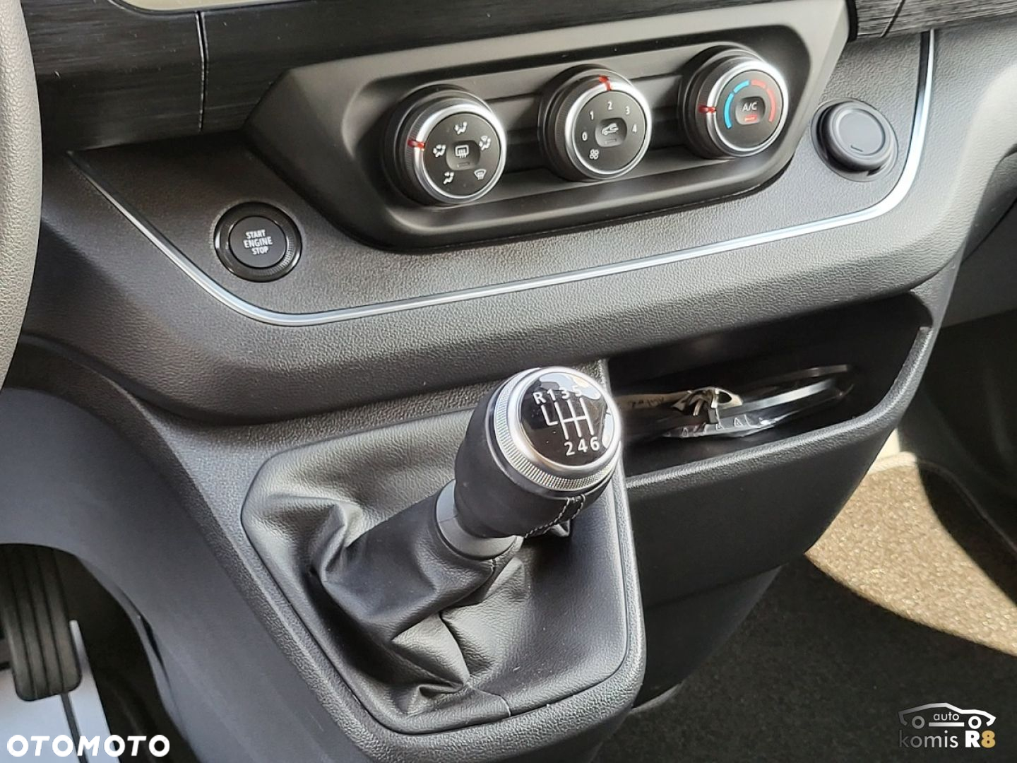 Renault Trafic - 30