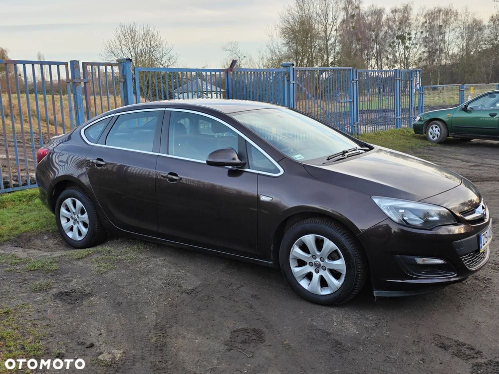 Opel Astra 1.4 T Energy EU6 - 2