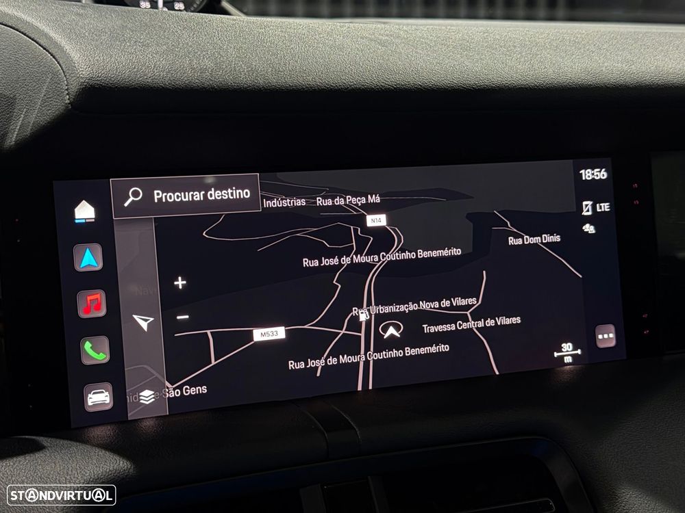 Porsche Taycan 4 - 25