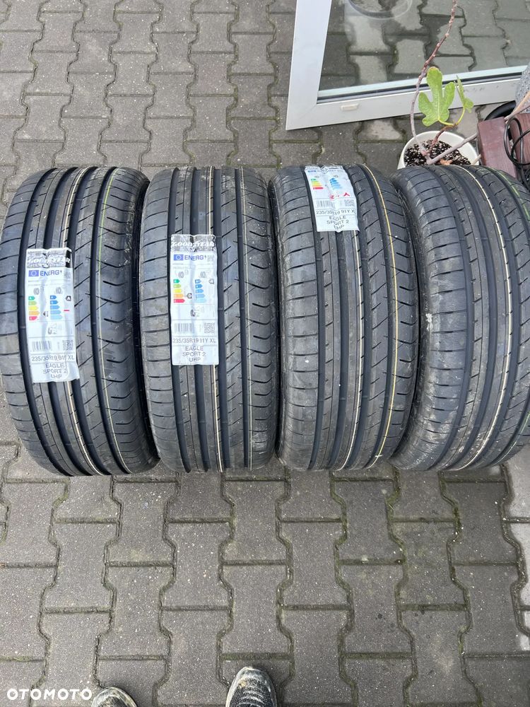 Opony Letnie 235/35R19 Goodyear Eagle sport 2 - 1