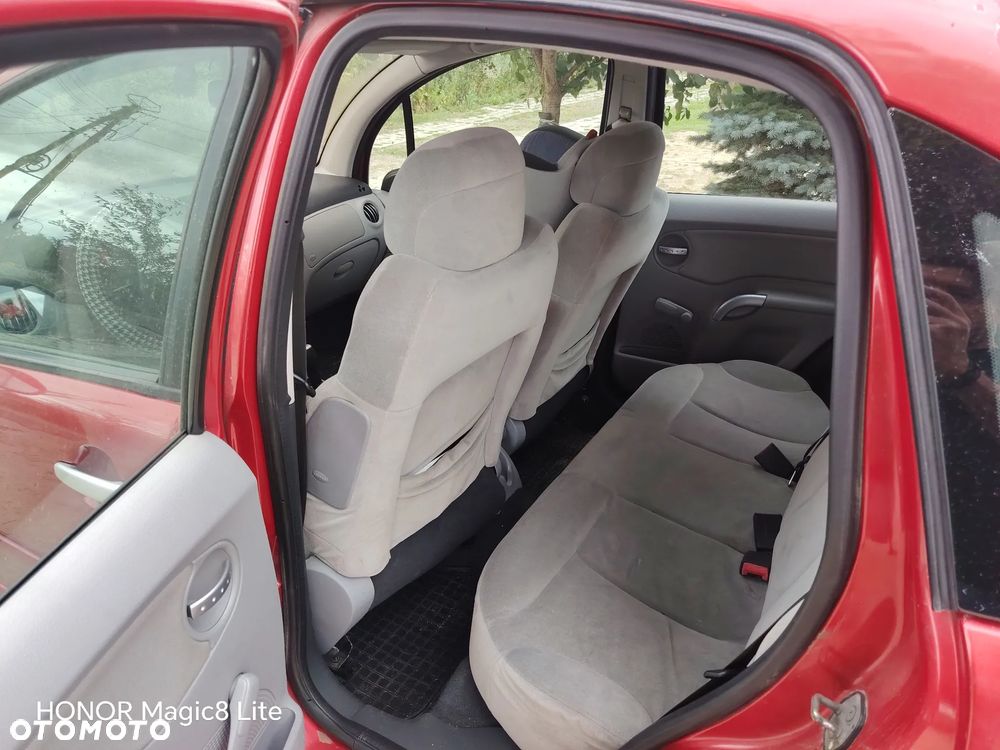 Citroën C3 1.6i 16V Exclusive - 4