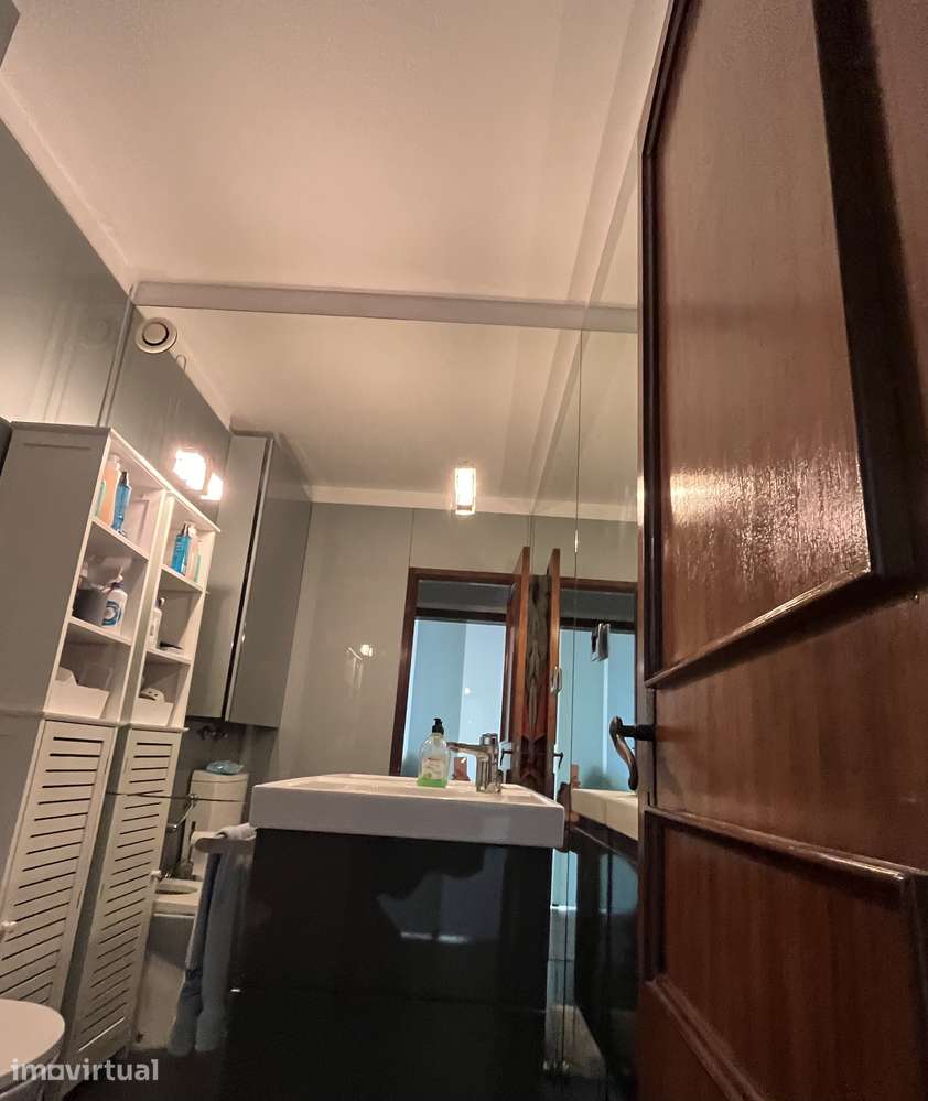 Quarto Individual Mobiliado na zona da Boavista. - Grande imagem: 4/9