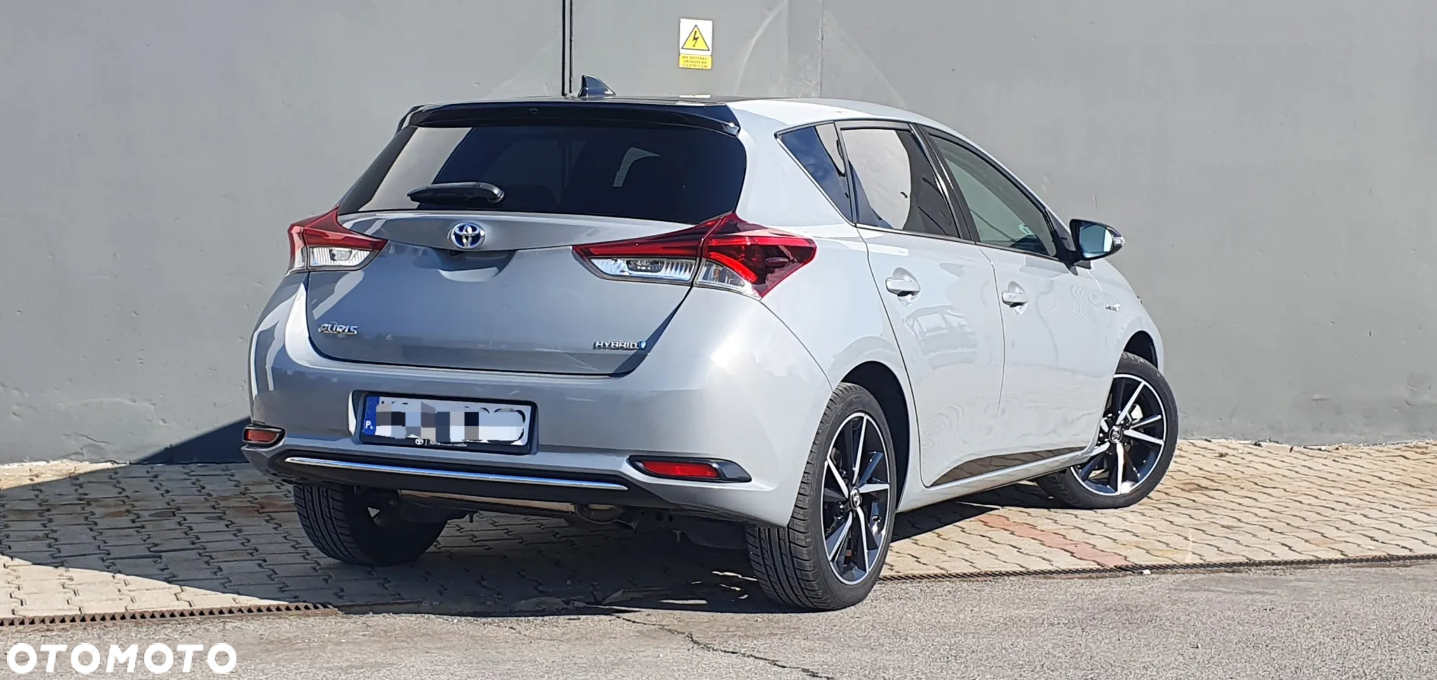 Toyota Auris 1.8 VVT-i Hybrid Automatik Design Edition - 13