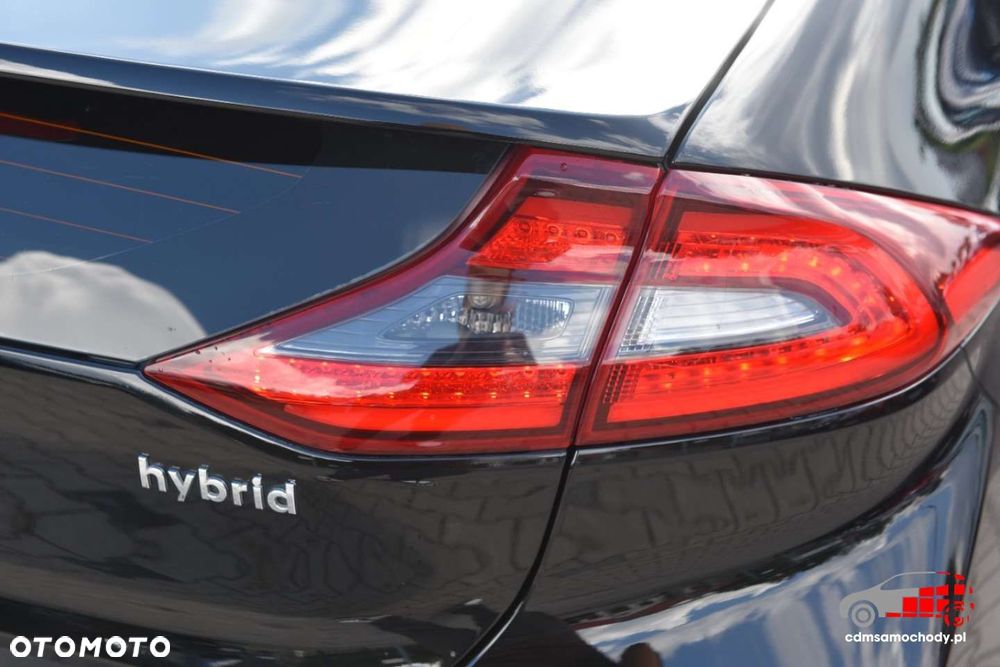 Hyundai IONIQ - 14