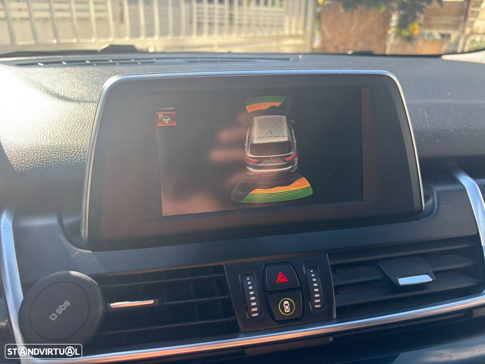 BMW 216 Gran Tourer d Line Sport - 25