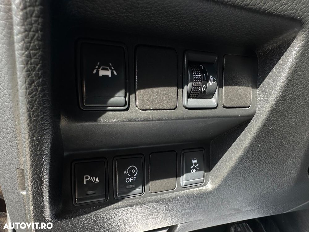 Nissan Qashqai 1.6 DCI TEKNA - 15