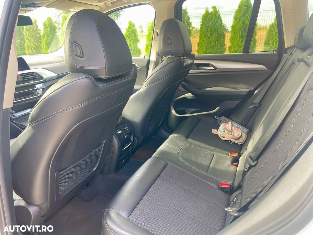 BMW X3 xDrive20d AT xLine - 9