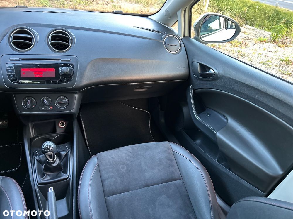 Seat Ibiza 1.6 16V Sport Edition - 17