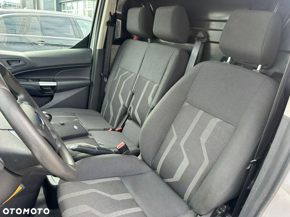 Ford Transit Connect - 8