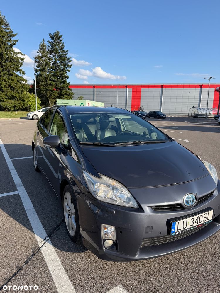 Toyota Prius 1.8 HSD Prestige - 1
