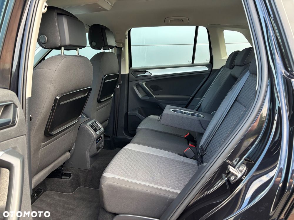 Volkswagen Tiguan 2.0 TDI SCR 4Motion DSG IQ.DRIVE - 29