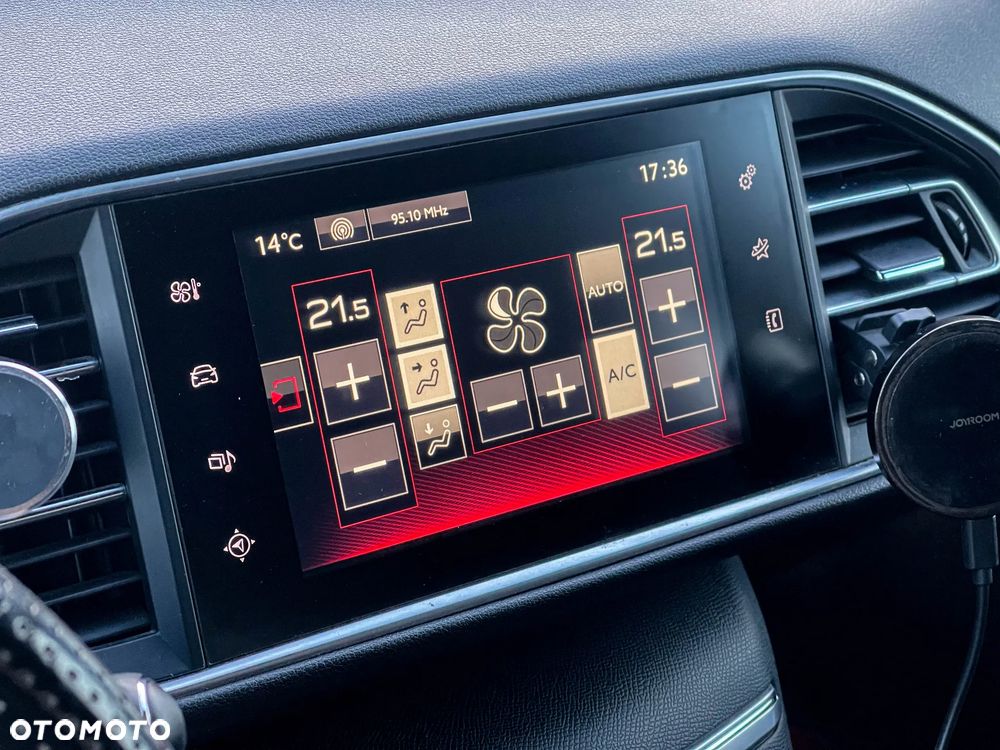 Peugeot 308 1.6 e-THP S&S GTi by Sport - 9
