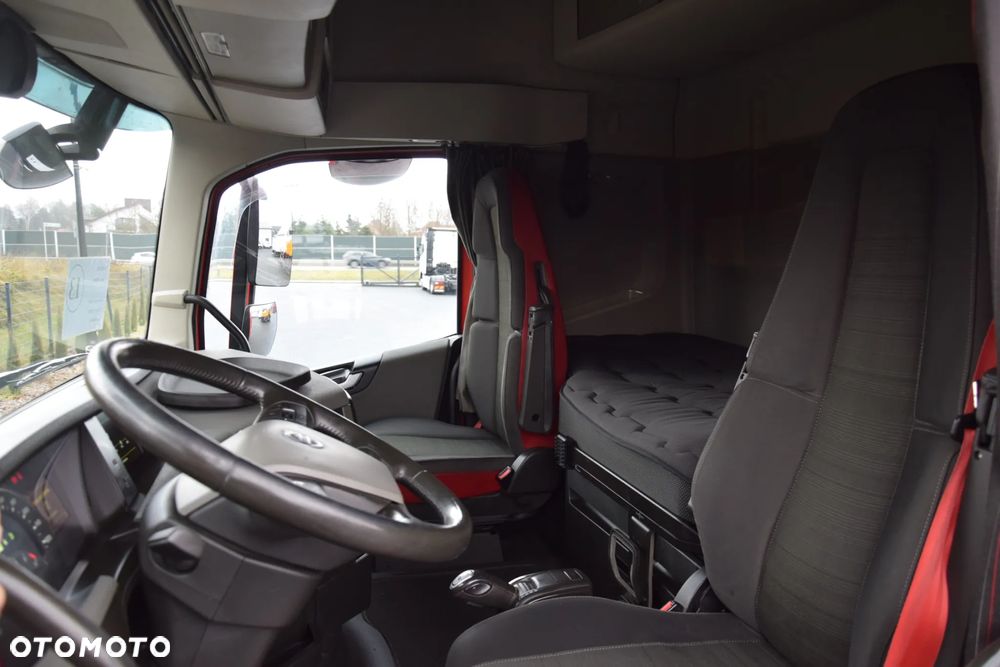 Volvo FH500 / FULL ADR / HYDRAULIKA / EURO 6 / ACC / LEDY / ALUFELGI / SERWISOWANY / SPROWADZONY - 39
