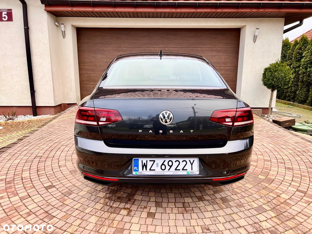 Volkswagen Passat 2.0 TDI EVO Business - 19