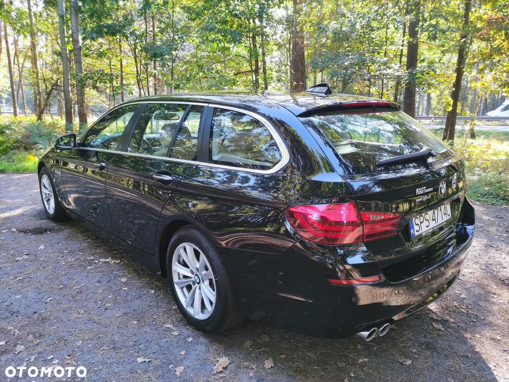 BMW Seria 5 520d xDrive - 4