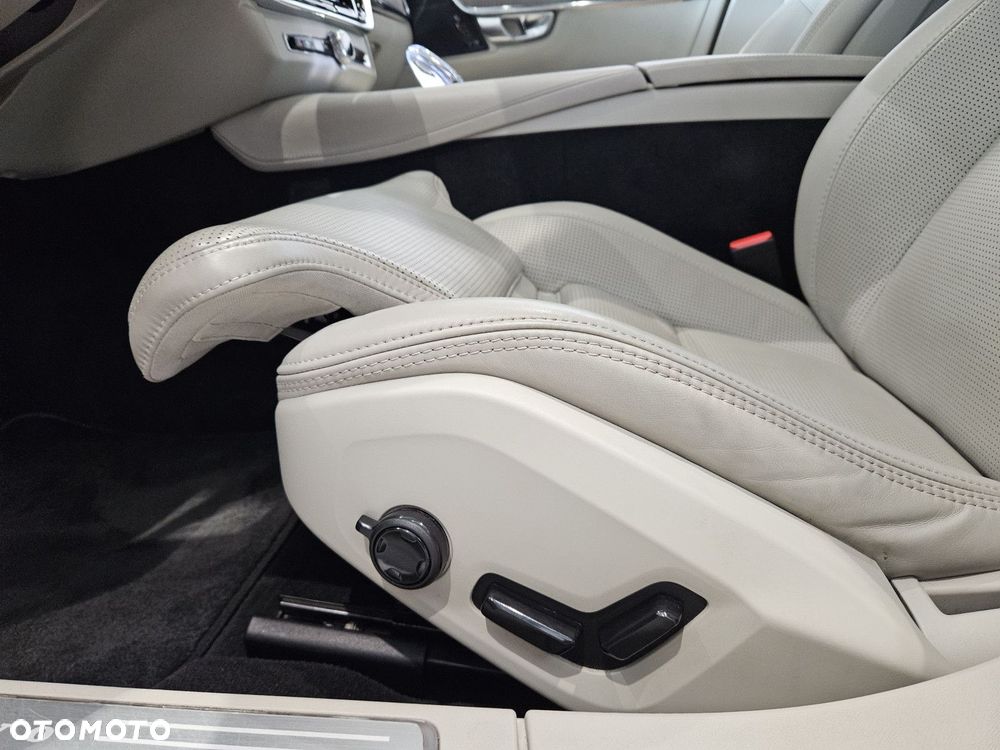 Volvo S90 - 15