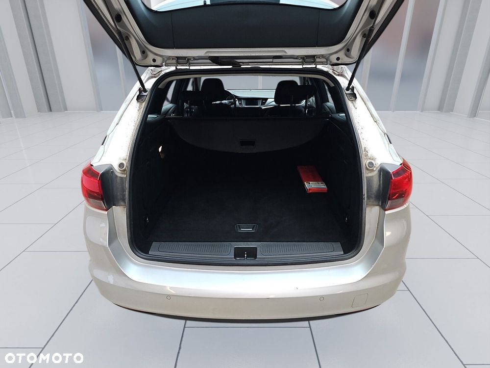 Opel Astra 1.2 T Edition S&S - 14