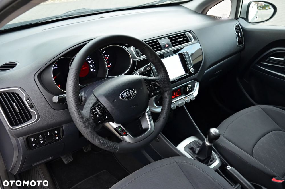 Kia Rio 1.2 Dream-Team Edition - 30