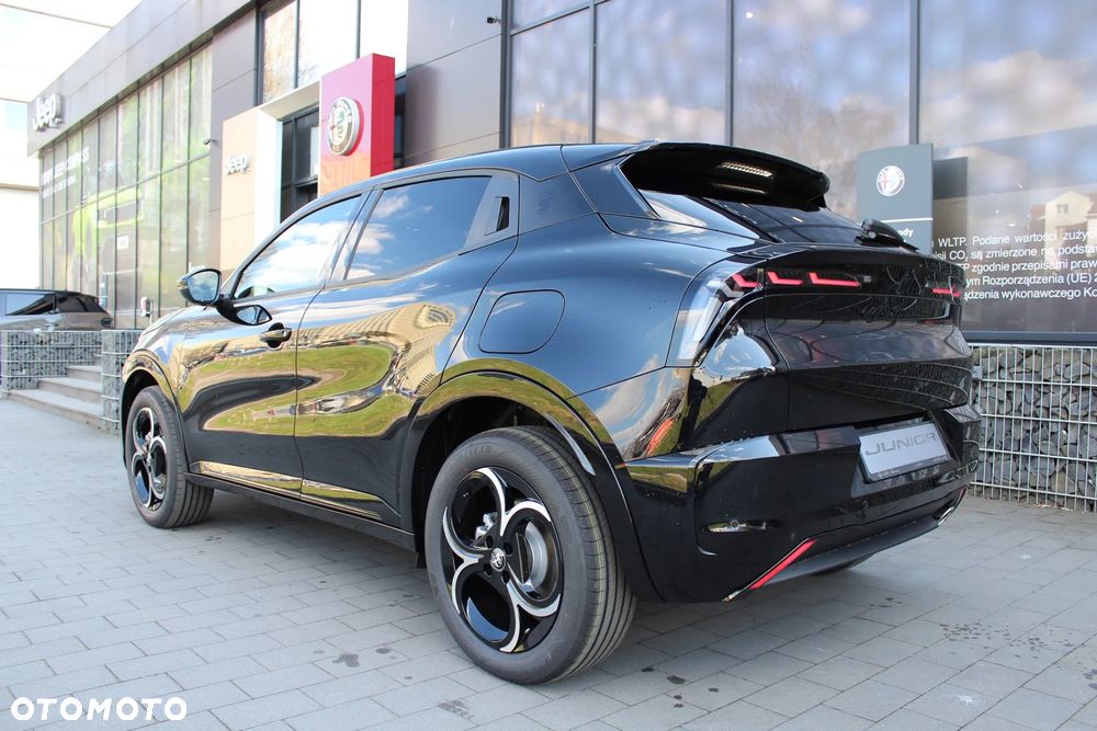 Alfa Romeo Junior 1.2 mHEV Sprint Q4 eDCT - 3