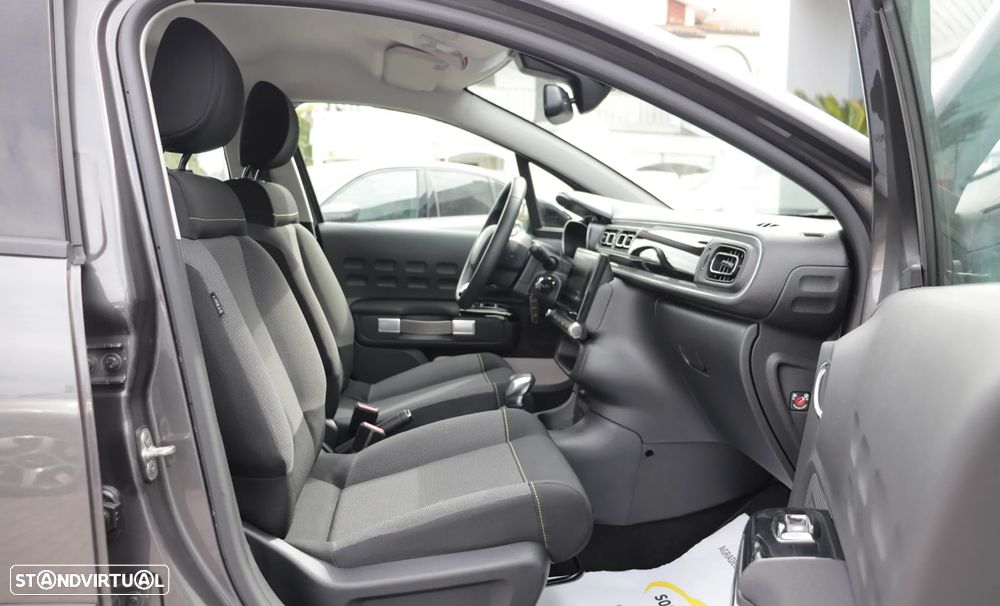 Citroën C3 1.2 PureTech Shine EAT6 - 13