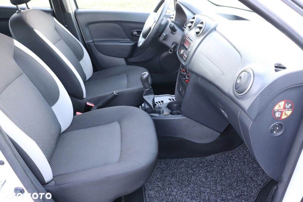 Dacia Sandero dCi 90 Laureate - 14
