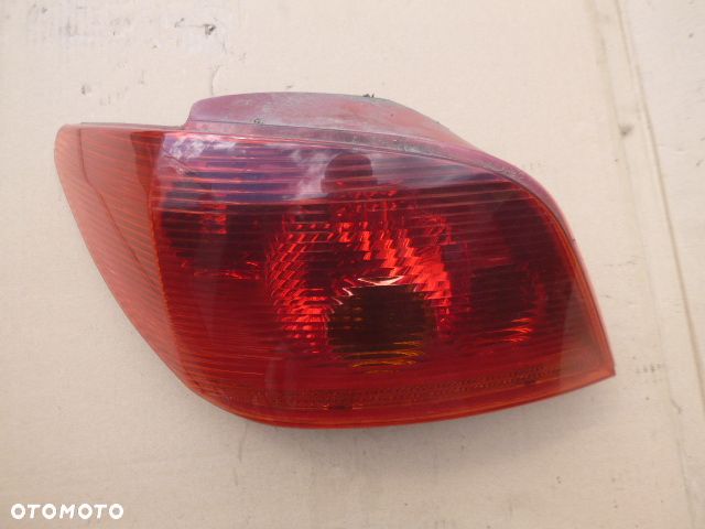 LAMPA LEWY TYŁ LEWA TYLNA PEUGEOT 307 HB 01-05 - 3