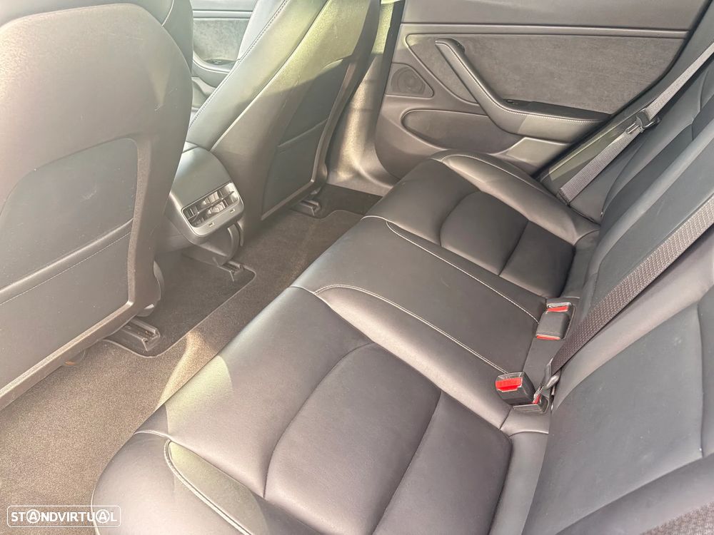 Tesla Model 3 Standard Range Plus RWD - 18