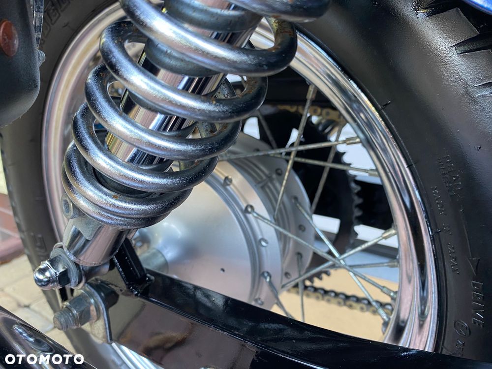 Suzuki Intruder - 36