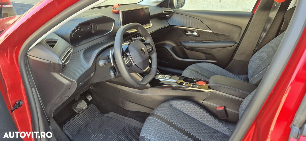 Peugeot 208 1.2 L PureTech STT EAT8 Active Pack - 5