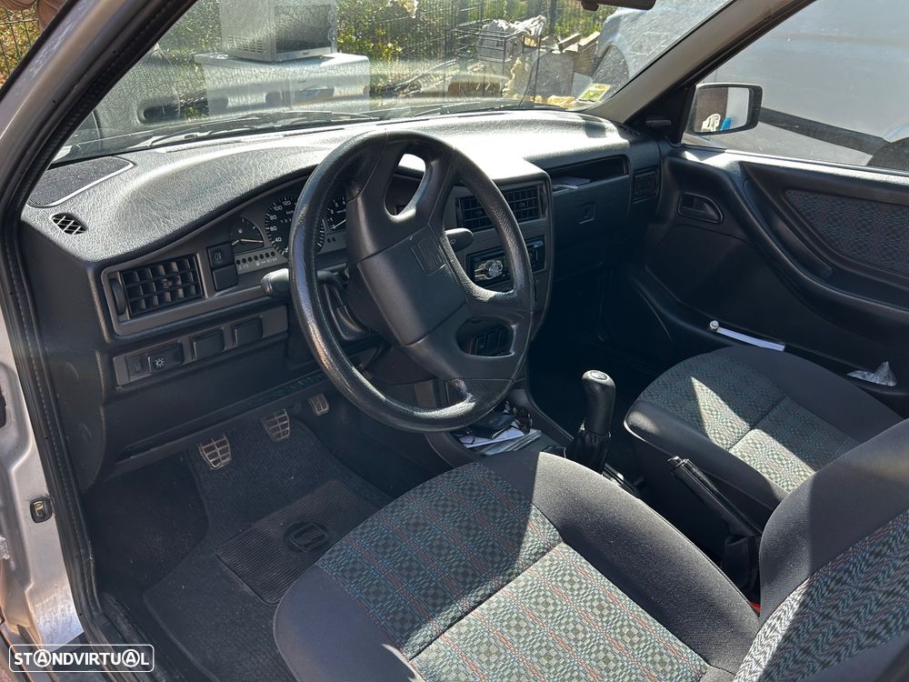 SEAT Toledo 1.6 GL - 4