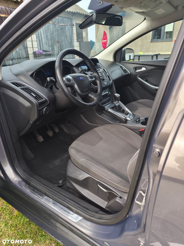 Ford Focus - 11