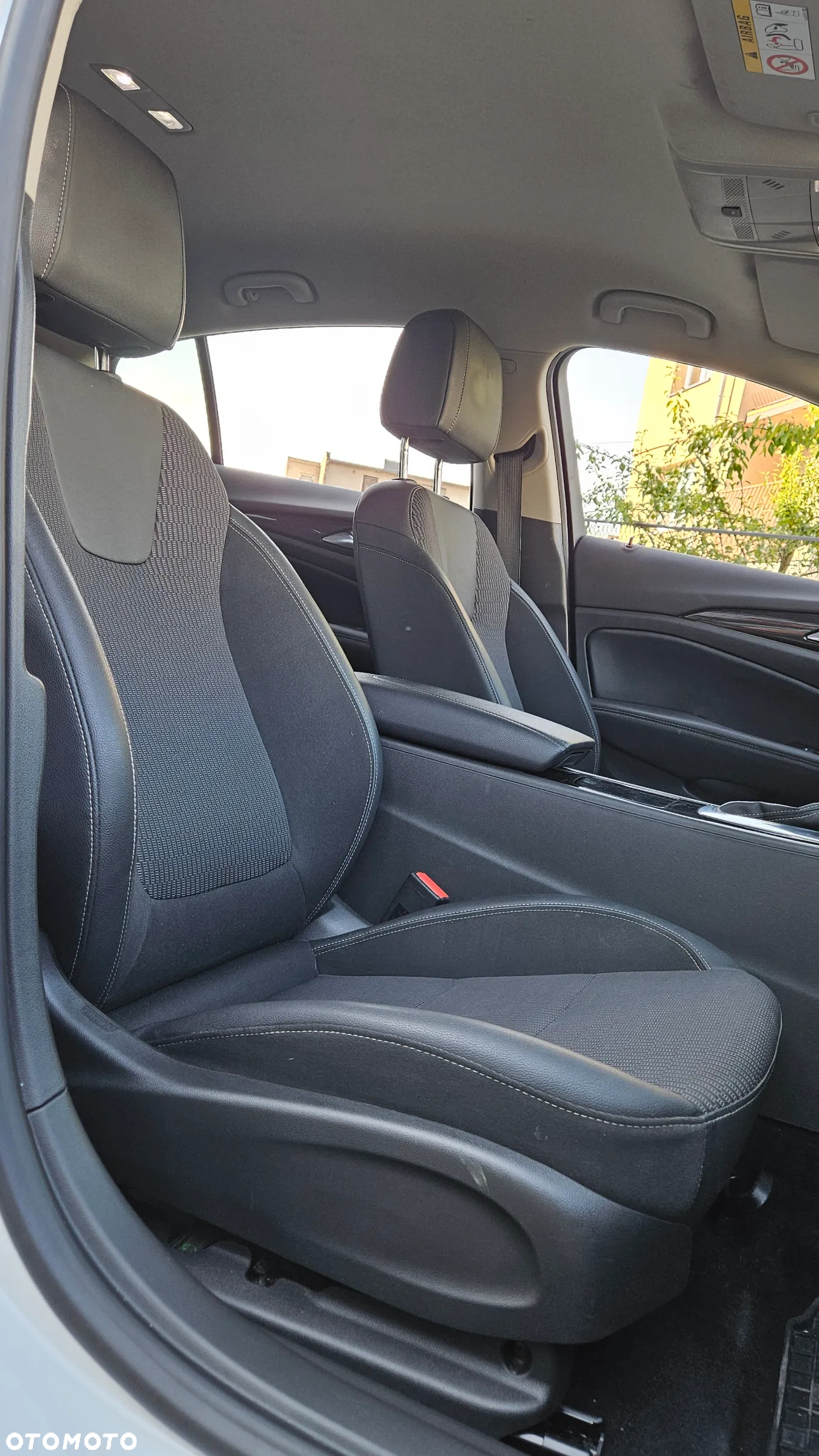 Opel Insignia 1.5 T Innovation S&S - 27