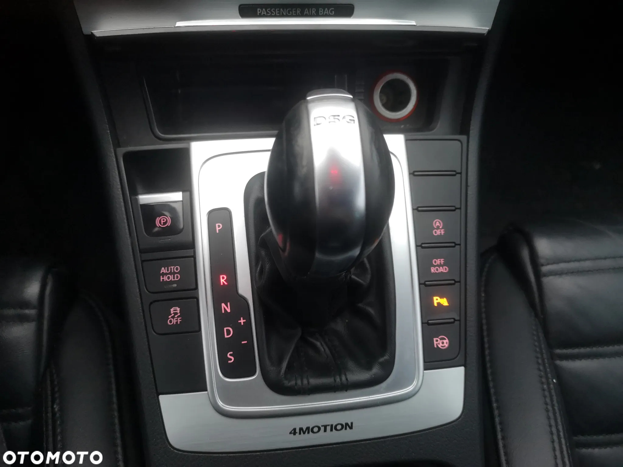 Volkswagen Passat 2.0 TDI 4Mot Highline DSG - 11