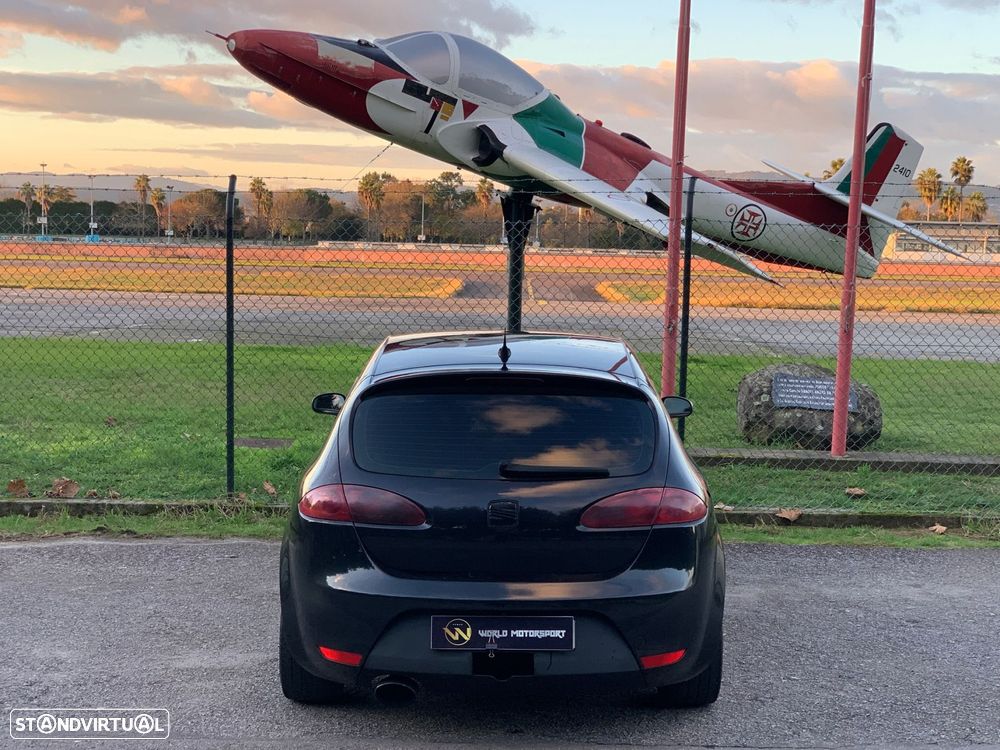 SEAT Leon 2.0 TDI FR DPF - 27