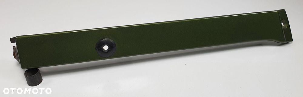 LISTWA POD LAMPE PRAWY PRZÓD 876 MERCEDES W126 - 1