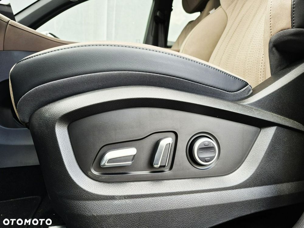 Chery Tiggo 8 1.5 T-GDI Super Hybrid Prestige DCT - 24