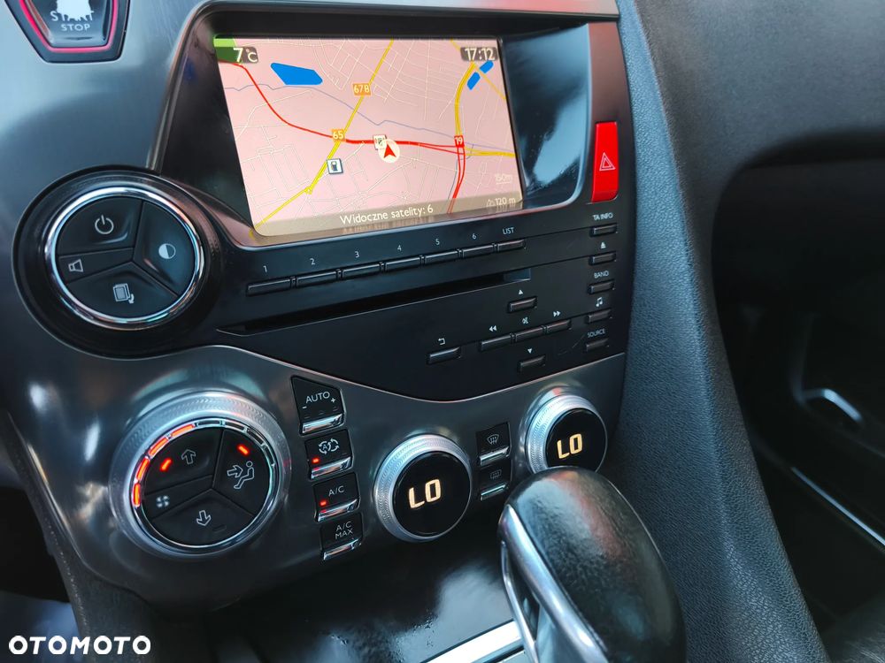 Citroën DS5 HDi 165 Business - 16