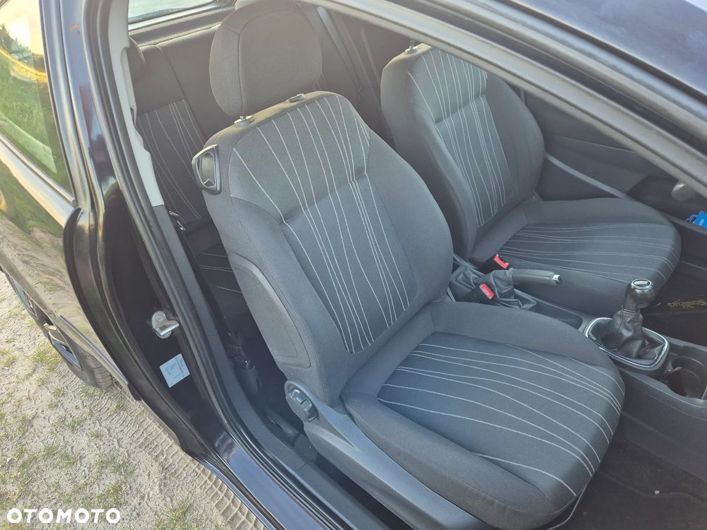 Opel Corsa 1.2 16V Cosmo - 12