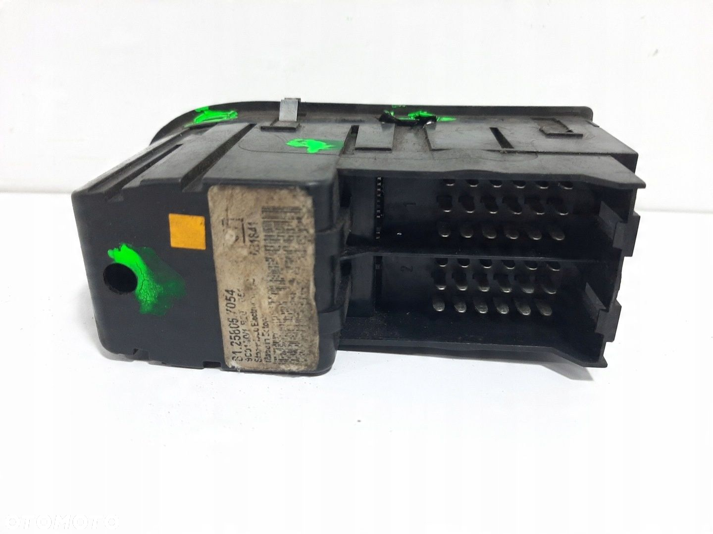 MAN TGA 26.430 H21 6x2 EUR4 05R PANEL PRZELACZNIK SZYB LUSTEREK 81258067054 - 3