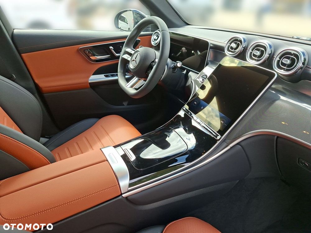 Mercedes-Benz GLC - 13
