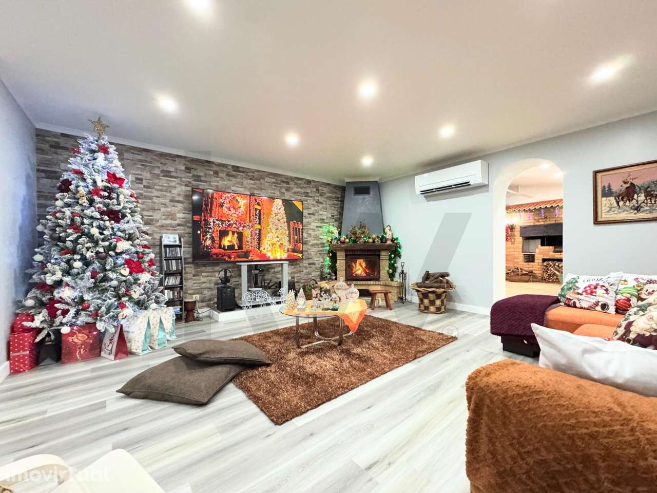 Moradia Típica na Eira do Serrado – 2300 m2 área total de Charme e Tra - Grande imagem: 3/31